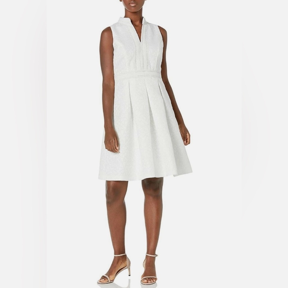 Pappagallo White Sleeveless Floral Jacquard High-Low Dress